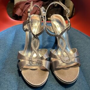The Touch of Nina Gallery Silver Jeweled High Heel Open Toe Sandals 8.5 US 38.5